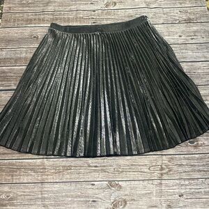 K. Jordan pleated lined silver/gunmetal skirt sz 2X good condition.